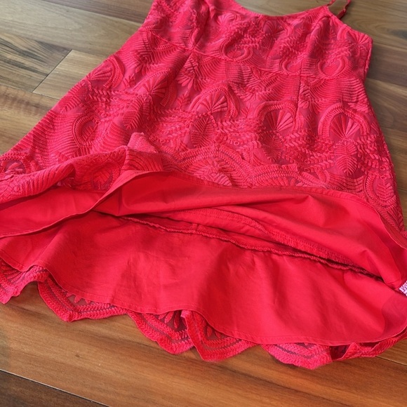 Lulus red mini - Picture 4 of 13